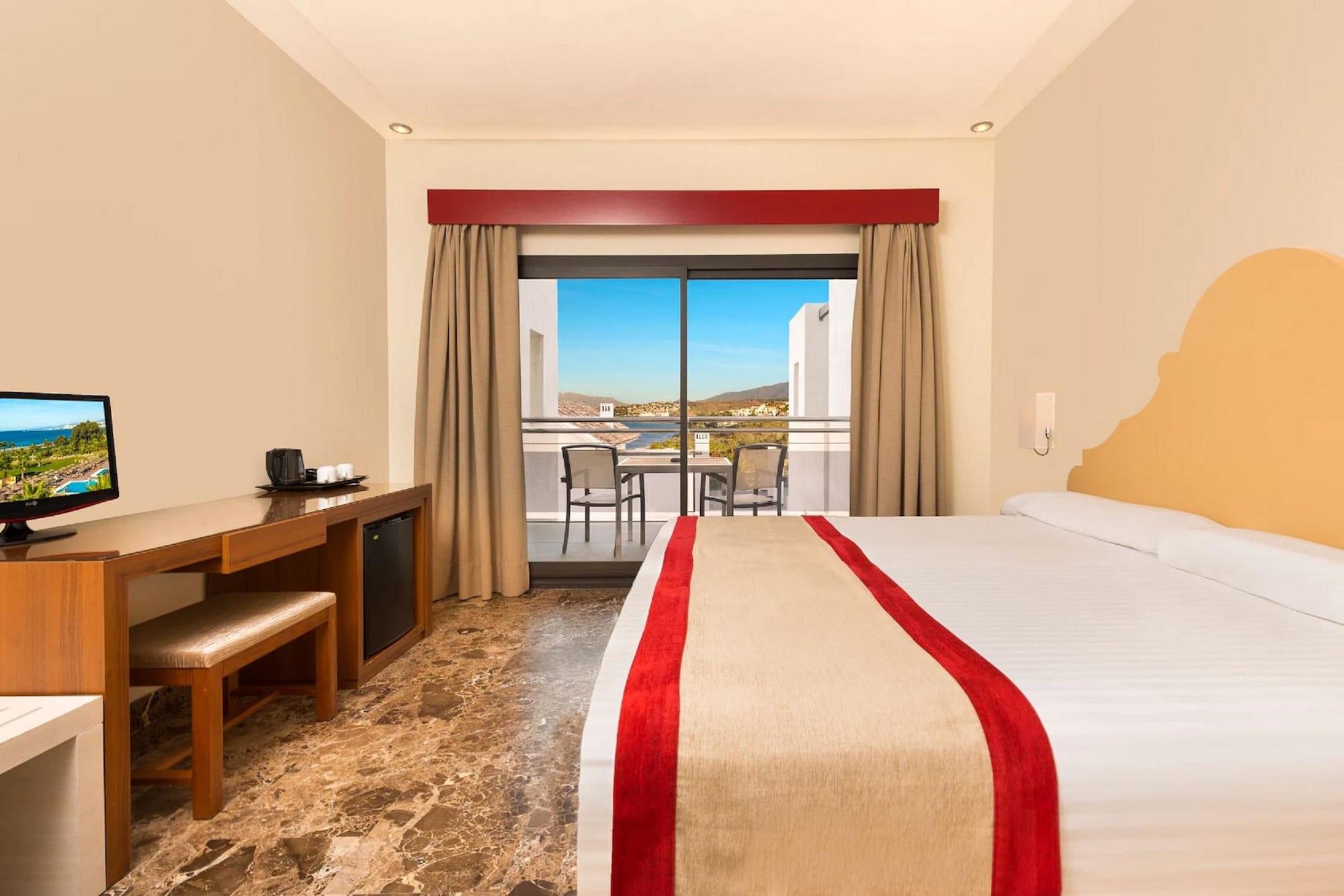 Estepona Hotel & Spa Resort Zewnętrze zdjęcie